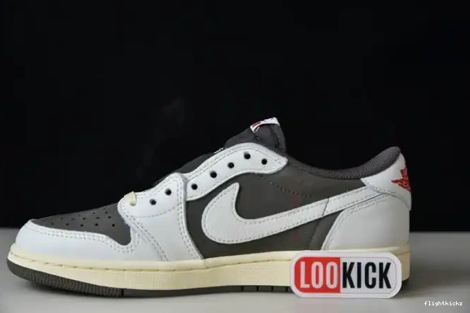 1 x Mocha Scott Travis Reverse Jordan Air DM7866-162 0702